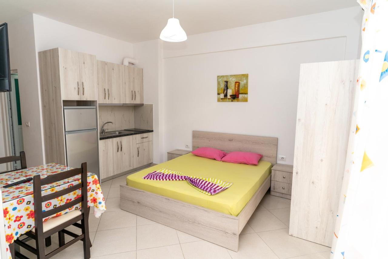 Sheme'S Apartments Sarandë Eksteriør bilde